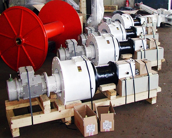 electric-hydraulic-capstan